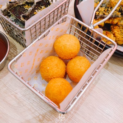 GUGU Chicken Korean Crispy Chicken