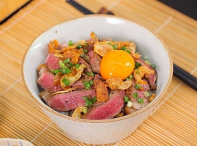 ข้าวหน้าเนื้อ