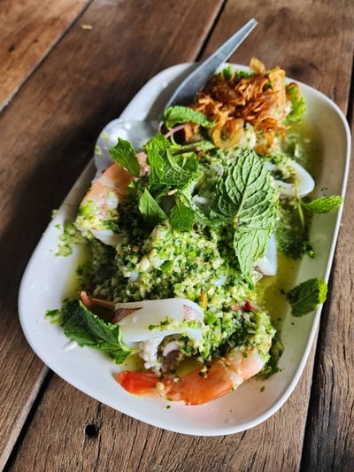 ทะเลแซ่บ