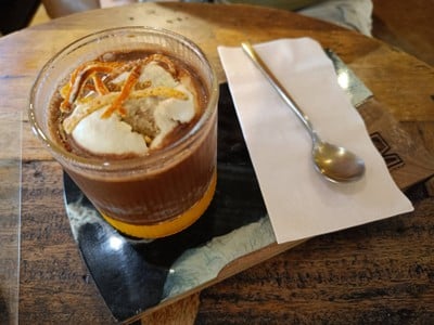 อาหาร หรือ เครื่องดื่ม