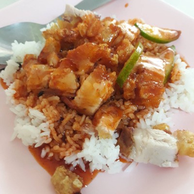 อาหาร หรือ เครื่องดื่ม