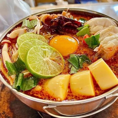 ตำ ยำ แซ่บ ทวีโชคหมูกระทะ บรรทัดทอง ทวีโชคหมูกระทะ บรรทัดทอง