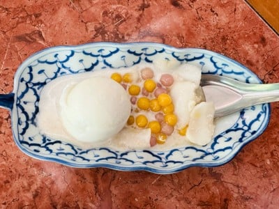 ไอศครีมบัวลอย