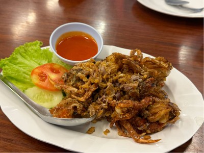 ปูนิ่มทอดกระเทียม