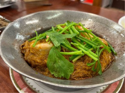 กุ้งอบวุ้นเส้น