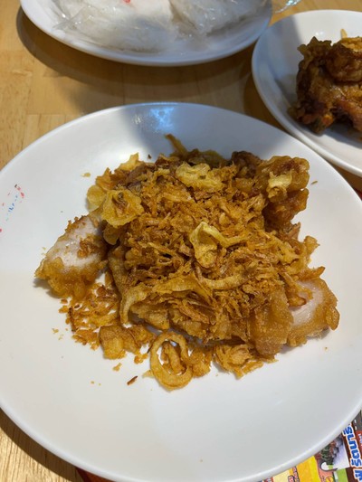 หมูสามชั้นกรอบ