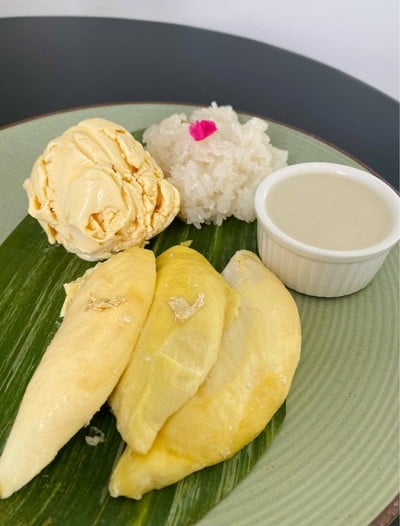 เมนูของร้าน PloenChit Durian & Desserts (สวนทุเรียนเพลินจิต)