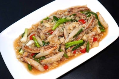 กาลิค ประชาชื่น