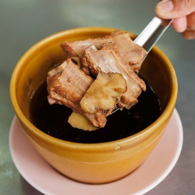 ก๋วยจั๊บนายเอ็ก (Nai Ek Roll Noodle) เยาวราช (primary branch)