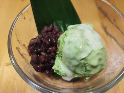 ไอติมชาเขียวถั่วแดง
