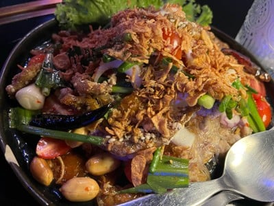 ยำวุ้นเส้นโบราณ