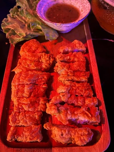 หมูสามชั้นทอด