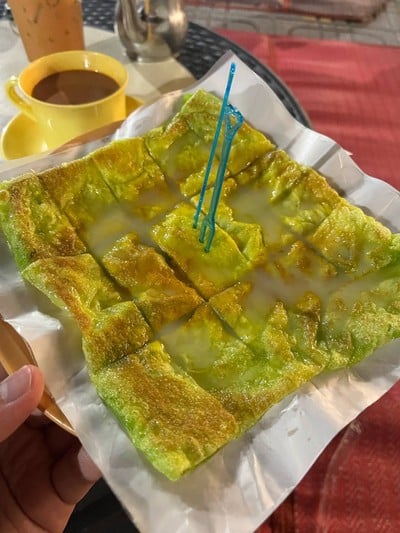 โรตีใส่ไข่