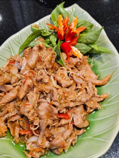 หมูคั่วเคย