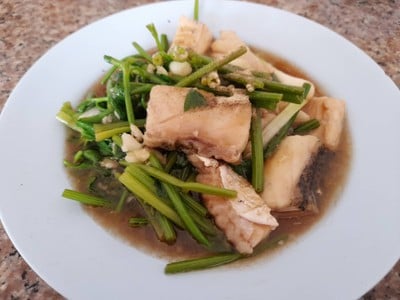 ปลาผัดขึ้นช่าย