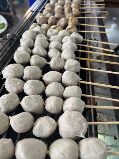 ก๋วยเตี๋ยวลูกทุ่งรุ่งโรจน์-บุญศรีลำปาง  สาขาเชียงใหม่