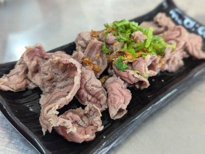 เนื้อน่องลาย (เนื้อกรอบ) ลวก