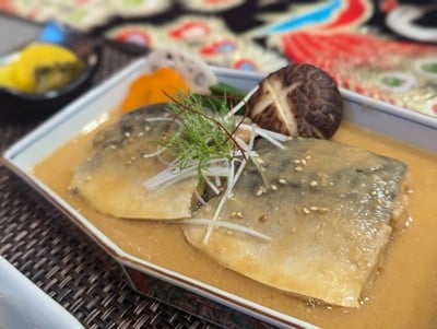 ปลาซาบะต้มมิโสะ