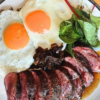 HALFWAY Brunch & Roastery งามดูพลี