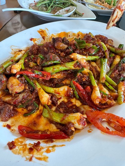 หอยเชลผัดบะเต็ง