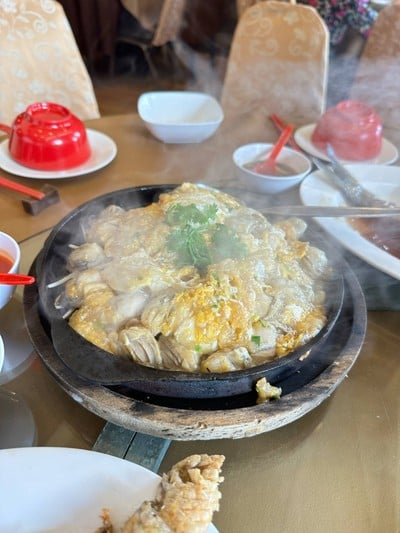 หอยนางรมกระทะร้อน