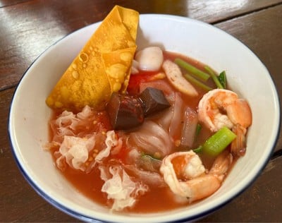 ก๋วยเตี๋ยวช้างน้อย หัวหิน ( Chang Noi Noodle )