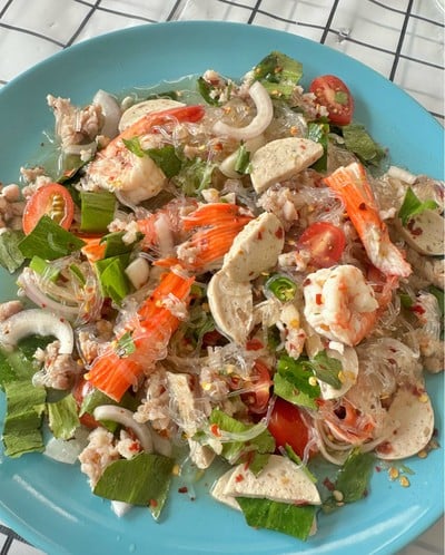 ยำวุ้นเส้น