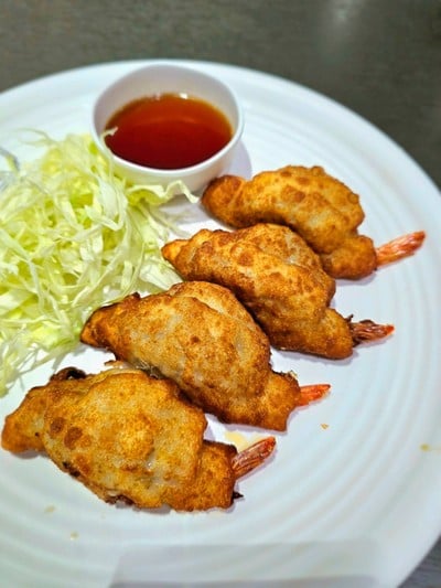เกี๊ยวซ่าไส้กุ้ง