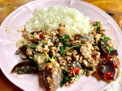เมนูของร้าน ก๋วยจั๊บคุณติ๊ก