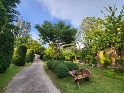 บริเวณโดยรอบ