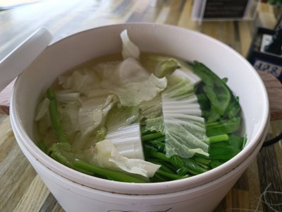 สุกี้ทะเล-หมู