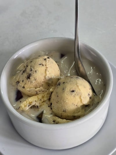 ไอศกรีมเต้าหู้นมสด
