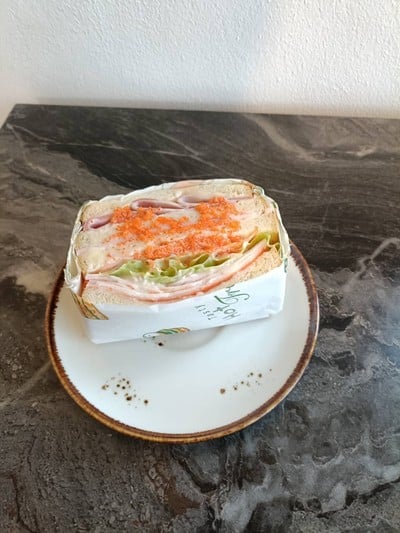 แซนวิชโบโลน่าปูอัด