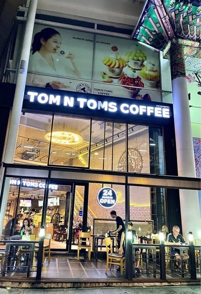 ☕️ Tom N Toms Coffee @Sukhumwit 15