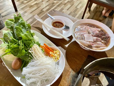 หมูกระทะ หมูล้วน ชุดใหญ่