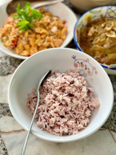 วิธีทำ ไข่คั่วกะปิสีชมพูจากกำแพงเพชร วิธีทำ ไข่คั่วกะปิสีชมพูจากกำแพงเพชร