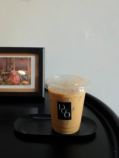 DUGOSPACE COFFEE ดูโก้สเปซ ตลาดพลอย