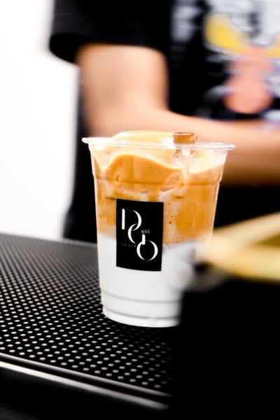 DUGOSPACE COFFEE ดูโก้สเปซ ตลาดพลอย