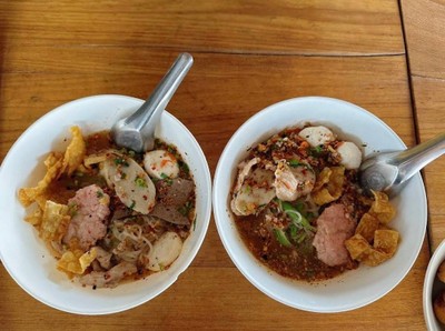 ก๋วยเตี๋ยวต้มยำสุโขทัย