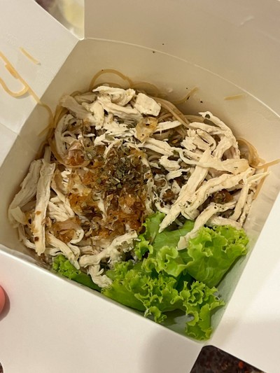 เส้นหมี่ไก่ฉีก