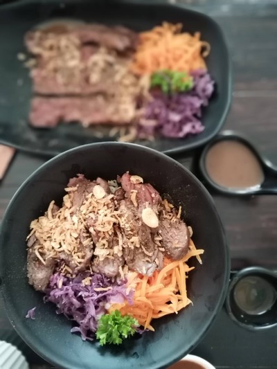 สเต็กปลาแซลมอน+ข้าว