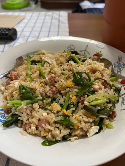 ข้าวผัดแหนม