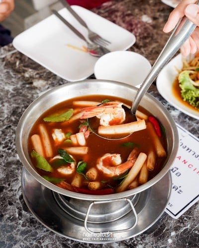 แกงส้มไหลบัวกุ้ง