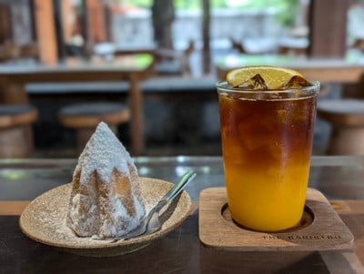 The Baristro Asian Style สวนดอก-หลัง มช