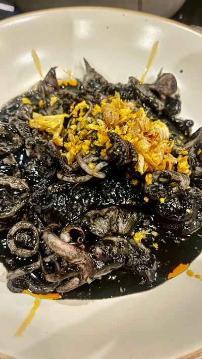 ปลาหมึกน้ำดำ