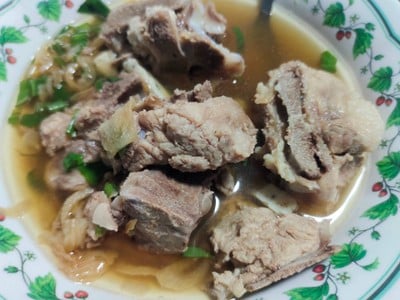 ก๋วยจั๊บกระดูกหมู แทะมันส์ๆ