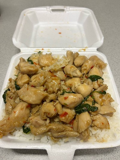 ข้าวกะเพราไก่