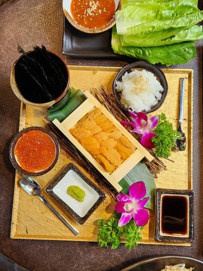 อาหาร หรือ เครื่องดื่ม