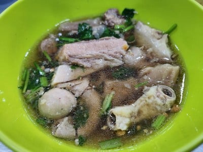 เกาเหลาเนื้อตุ๋น