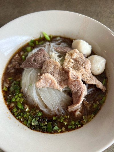 ก๋วยเตี๋ยว